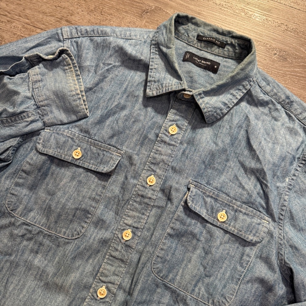 Lucky Brand Shirt Mens Medium Blue Chambray Cotton Workwear Denim Western Rodeo